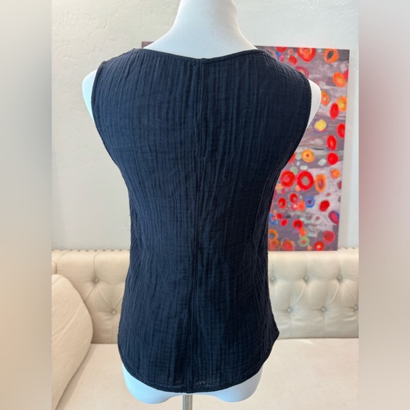 RAQUEL ALLEGRA
Gathered Gauze Cinch Tank 0 - Picture 6 of 11